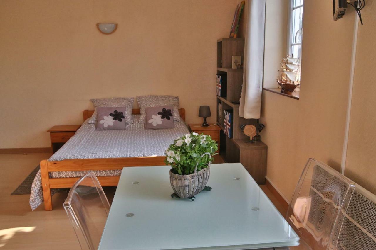 Belle Etape Honfleuraise Apartamento Exterior foto